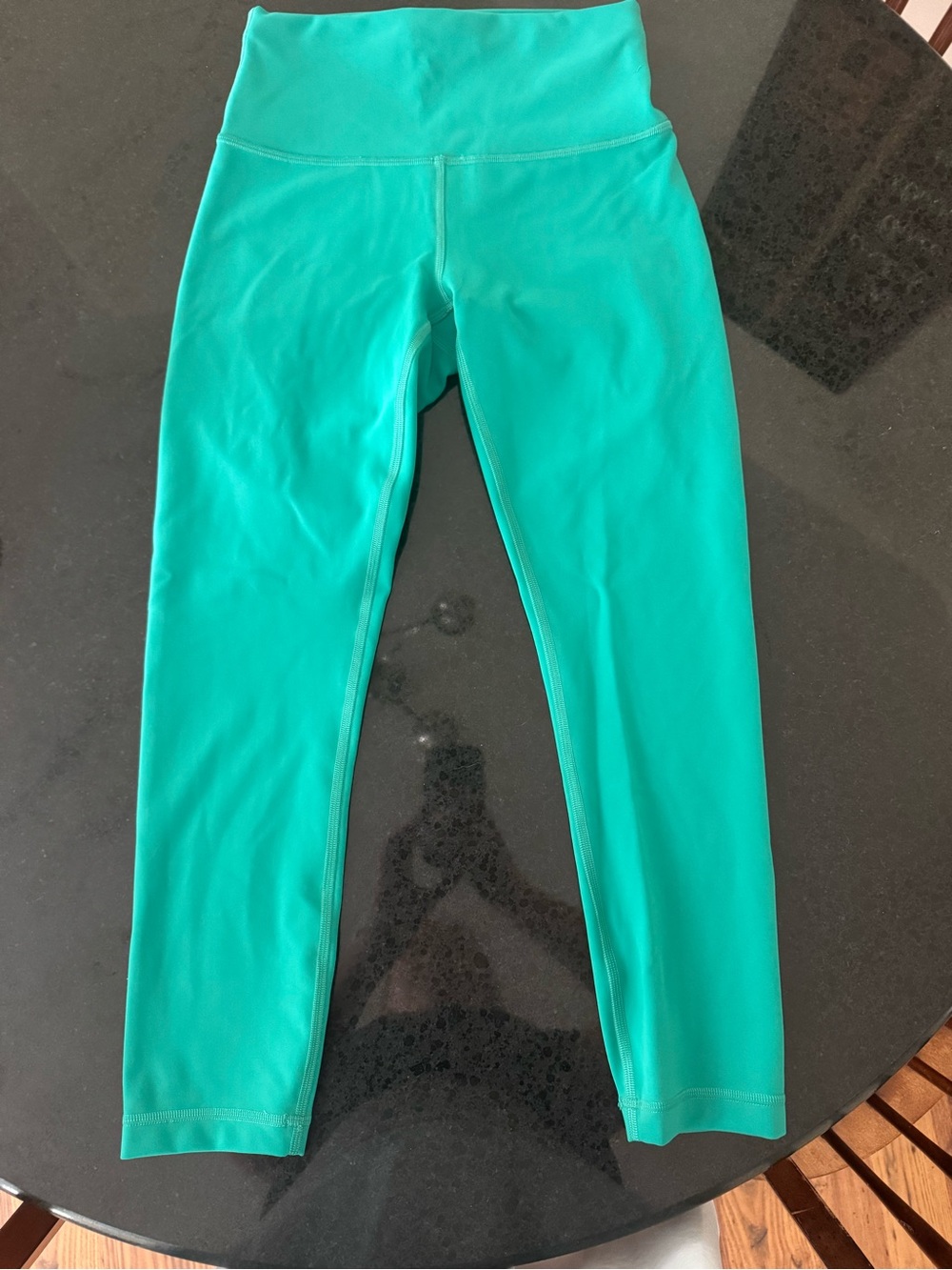 Lululemon wonder train leggings